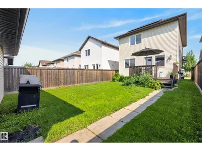 3003 20 AV NW photo 35