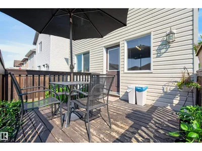 3003 20 AV NW photo 9