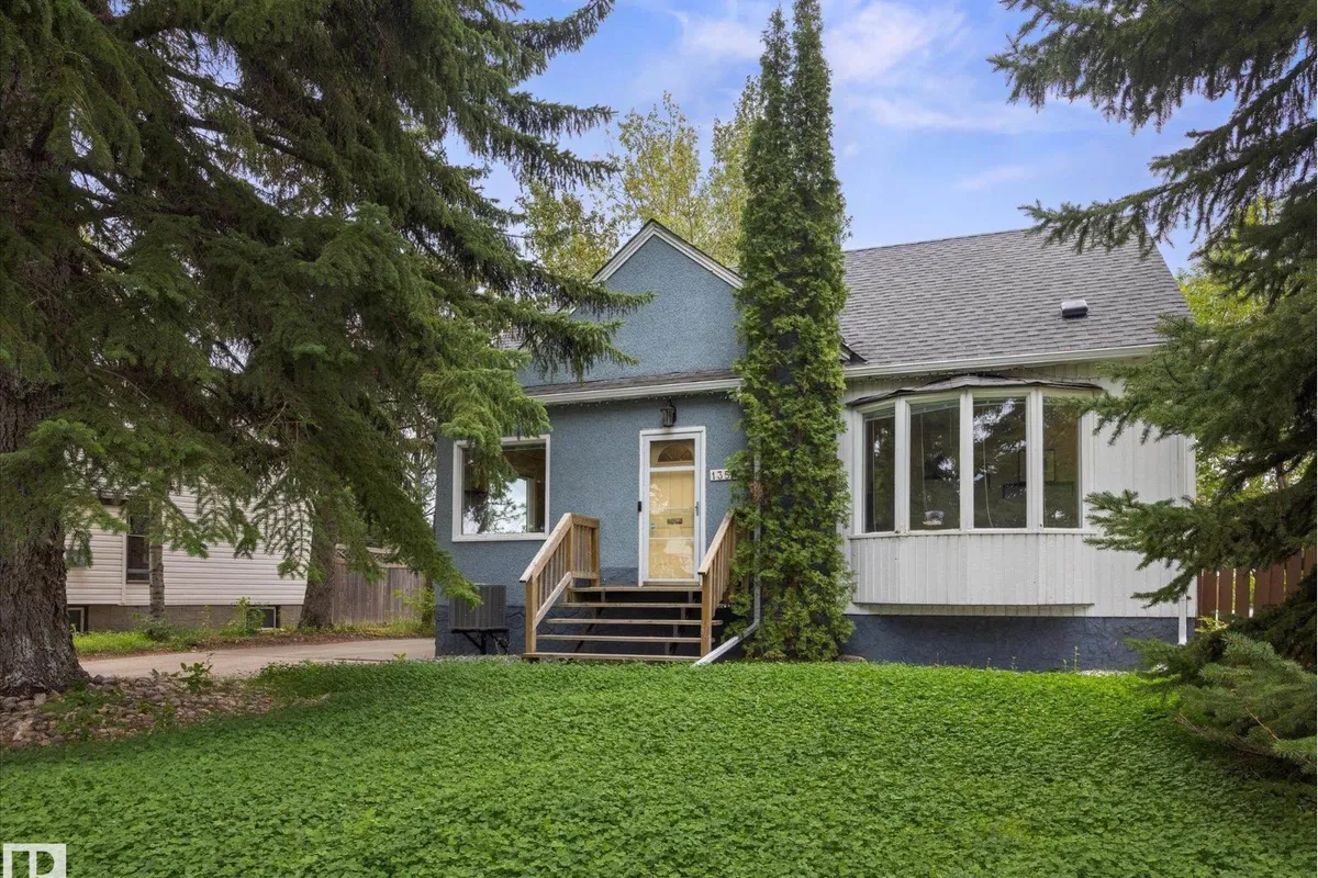 13507 110A AV NW exterior
