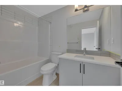 710 22 ST SW photo 27