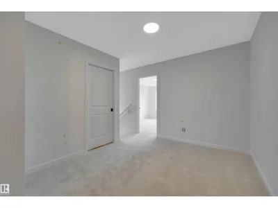 710 22 ST SW photo 23