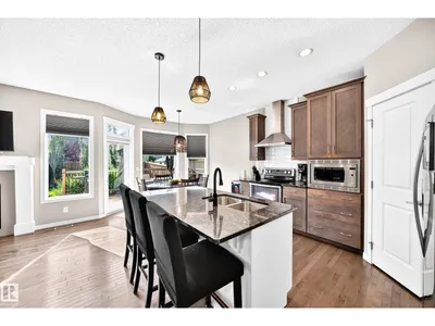 5633 175A AV NW photo 8