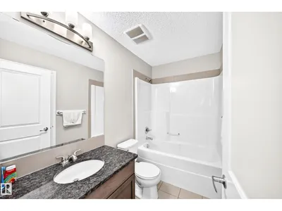 5633 175A AV NW photo 26