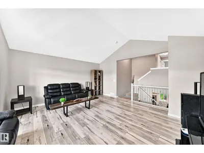 5633 175A AV NW photo 30