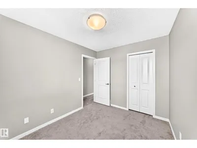 5633 175A AV NW photo 25