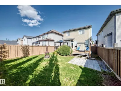 5633 175A AV NW photo 42