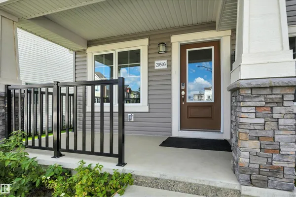 20503 21 AV NW photo 2