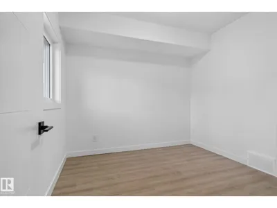 #29 130 HAWKS RIDGE BV NW photo 40