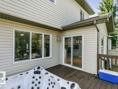 8018 3 AV SW photo 6