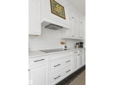 915 177 ST SW photo 22