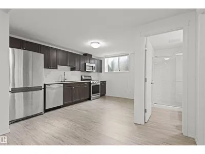 915 177 ST SW photo 50