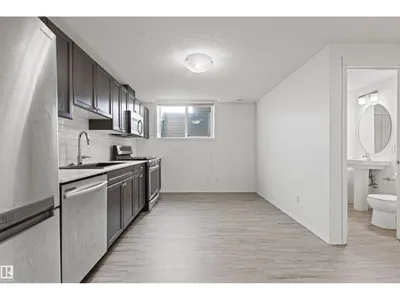 915 177 ST SW photo 51