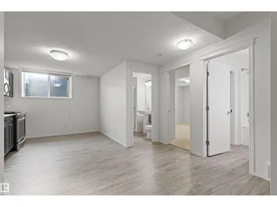 915 177 ST SW photo 53