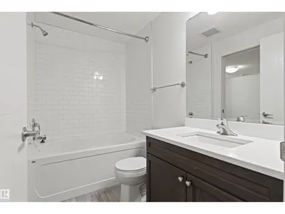 915 177 ST SW photo 58