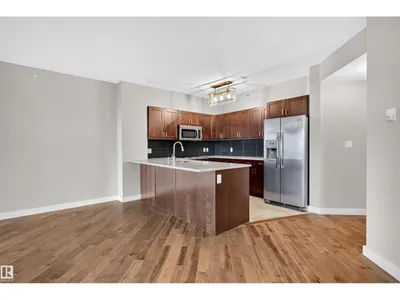 #2902 10152 104 ST NW photo 6