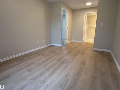 #218 17003 67 AV NW photo 16