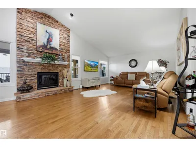15552 49 ST NW photo 13