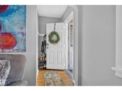 11406 83 ST NW photo 6