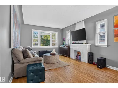 11406 83 ST NW photo 10