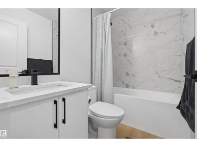 10915 159 ST NW photo 11