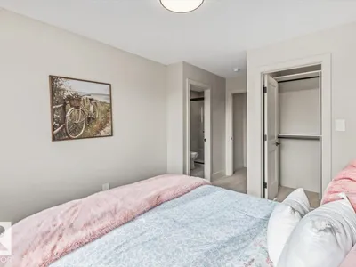 8 JARDIN PL photo 43