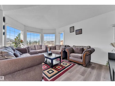 916 JORDAN CR NW photo 7