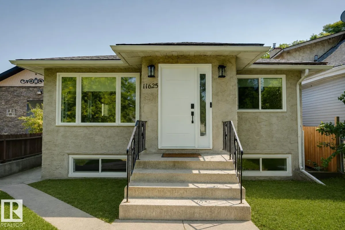 11625 83 ST NW exterior