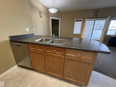 #128 16807 100 AV NW NW photo 11
