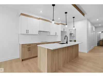 2411 209 ST NW photo 10