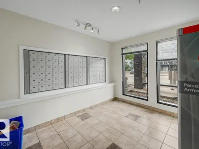 #311 508 ALBANY WY NW photo 37