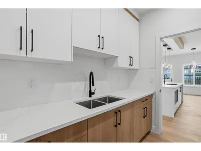 8421 223A ST NW photo 14