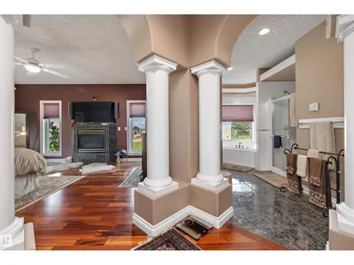 9610 167 ST SW photo 33