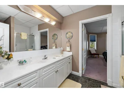 9610 167 ST SW photo 56