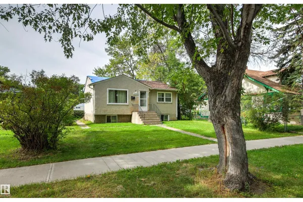 12926 115 ST NW photo 2
