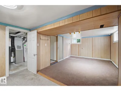 10917 96 ST NW photo 21