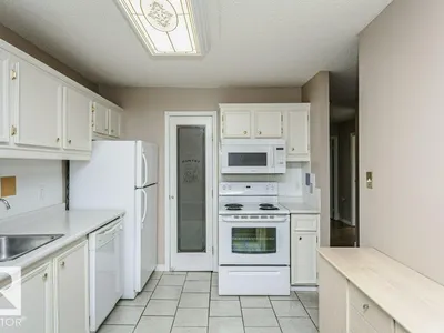 2083 SADDLEBACK RD NW photo 9