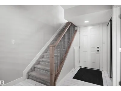 #15 230 EDGEMONT RD NW photo 5