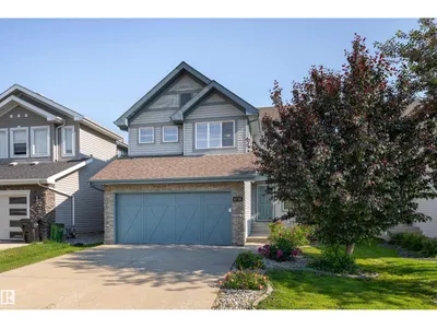 6736 19 AV SW photo 50