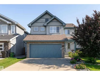6736 19 AV SW photo 56