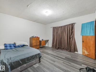 10948 108 ST NW photo 7