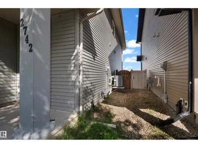 2742 COUGHLAN GREEN GR SW SW photo 34