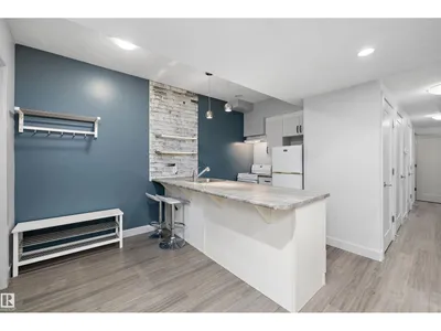 11534 122 ST NW photo 46