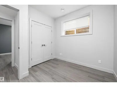 11534 122 ST NW photo 55