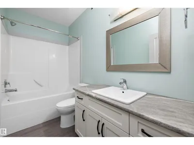 11534 122 ST NW photo 56
