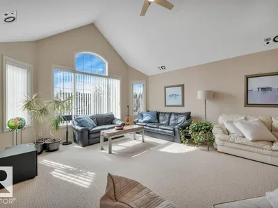 739 HALIBURTON CR NW photo 34