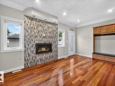 7947 79 AV NW photo 24