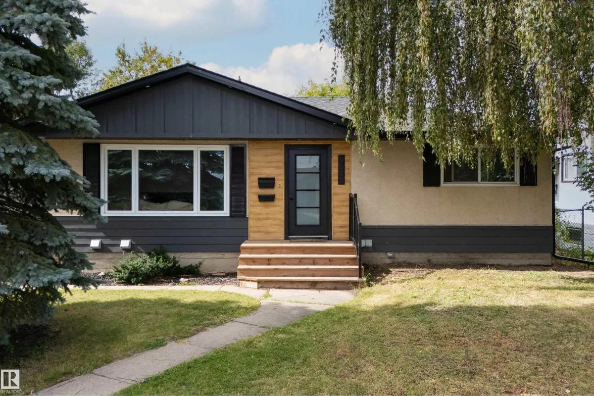 9516 52 ST NW exterior
