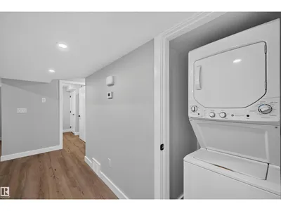 9516 52 ST NW photo 17