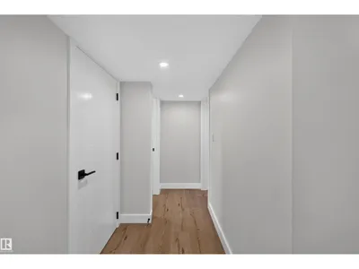 9516 52 ST NW photo 20