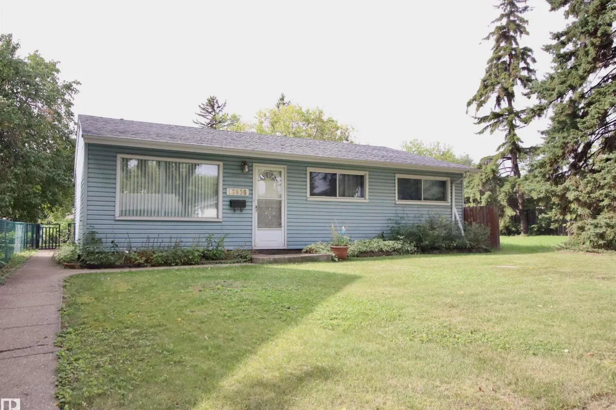 12936 115 ST NW exterior